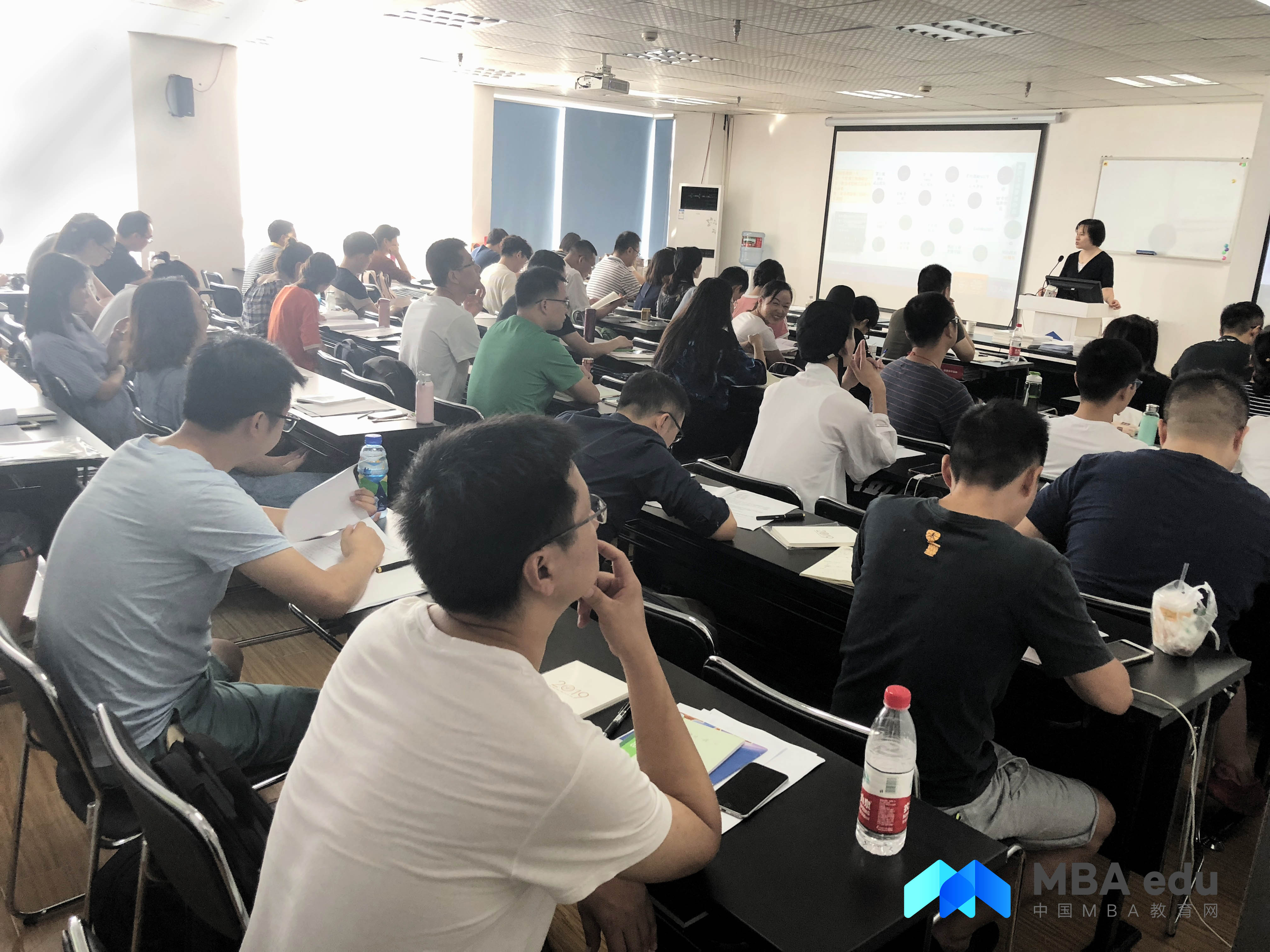 多項目運作、差異化培養(yǎng)——2019東華大學(xué)MBA／MPAcc項目全國巡展成都站成功舉辦