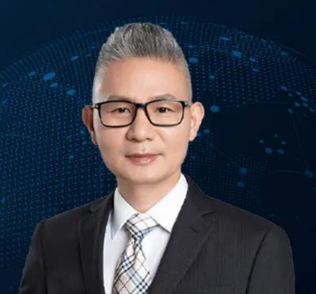 東華大學(xué)旭日工商管理學(xué)院副院長(zhǎng)劉長(zhǎng)奎為中國(guó)MBA教育30周年致賀詞