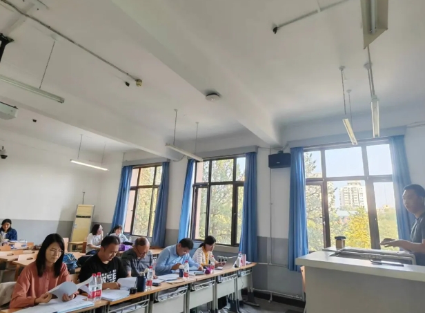 北京建筑大學(xué)城市管理與經(jīng)濟(jì)學(xué)院成功舉辦23級MBA/MEM學(xué)位論文開題答辯會(huì)