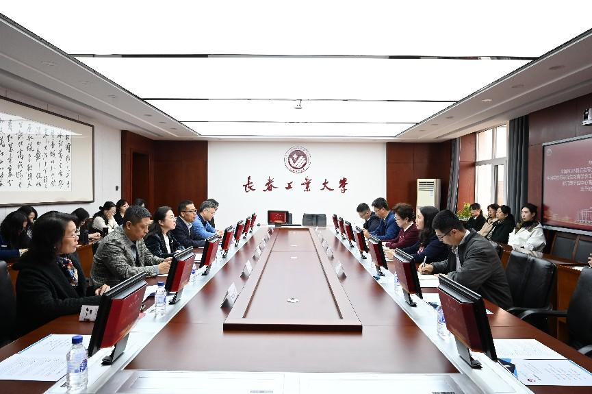 聚焦！工大MBA培養(yǎng)研討會順利召開，共探商科人才培養(yǎng)新路徑
