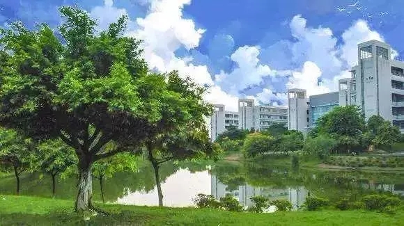 華南師范大學(xué)-MBA項目（非全日制）